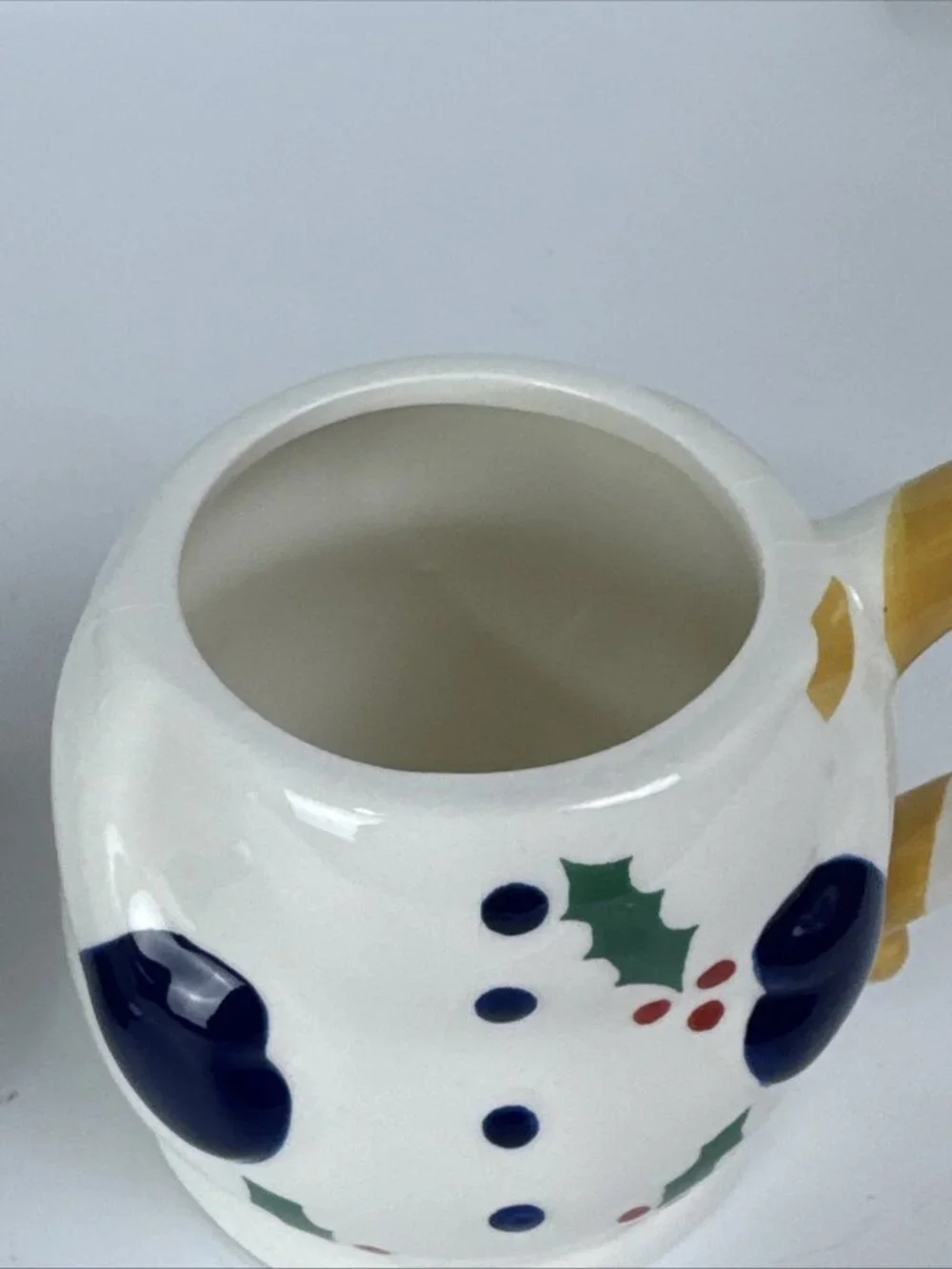 Temptations Snowman Blue Hat Ceramic 12oz Mug holiday Christmas decor cup